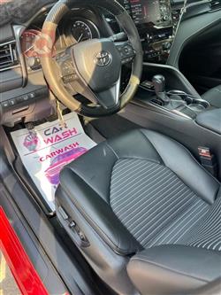 تۆیۆتا کامری